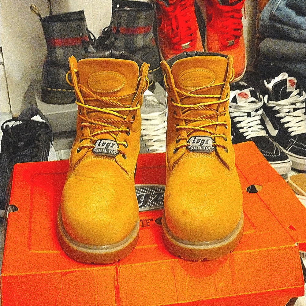 LUGZ WORK FORCE STEEL TOE CONSTRUCTION BOOTS, TAN, SIZE:9.0W IN US SIZE:42.5 EUR